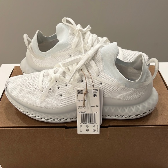 adidas Originals 4D Fusio sneakers in triple white - Picture 1 of 6